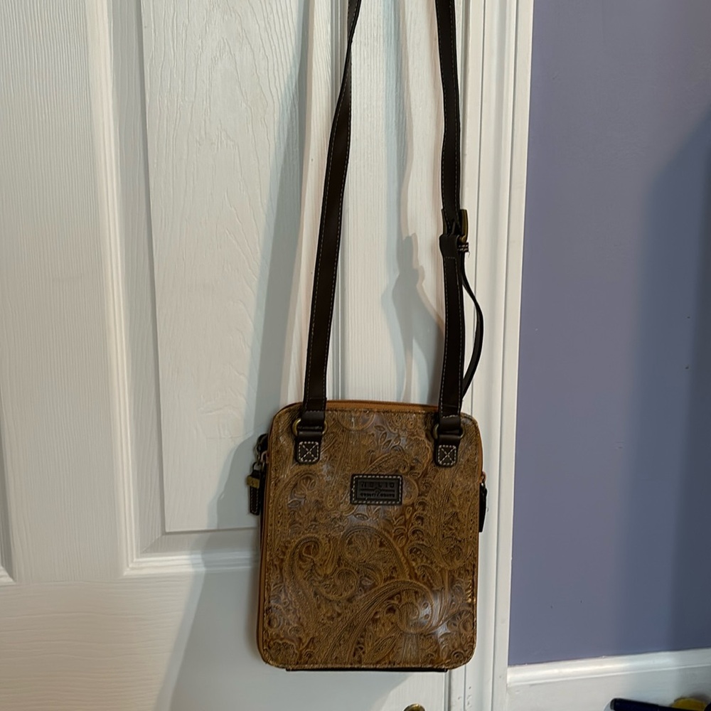 Relic handbag NWOT